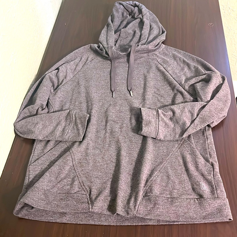 Laundry by Shelli Segal hoodie medium